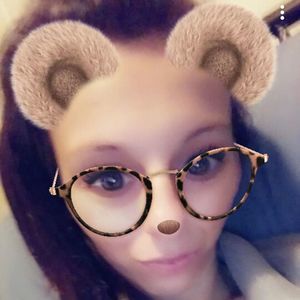 Meet your Posher, Nadia